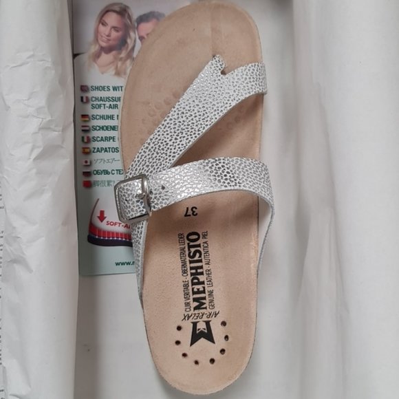 Mephisto Women's Helen Thong Sandal - Picture 3 of 4